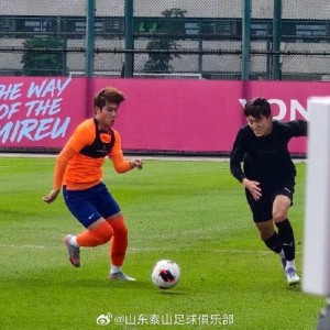 星空官网-山东泰山热身赛1-5不敌K2新军龙仁，泰山球员以年轻队员为主